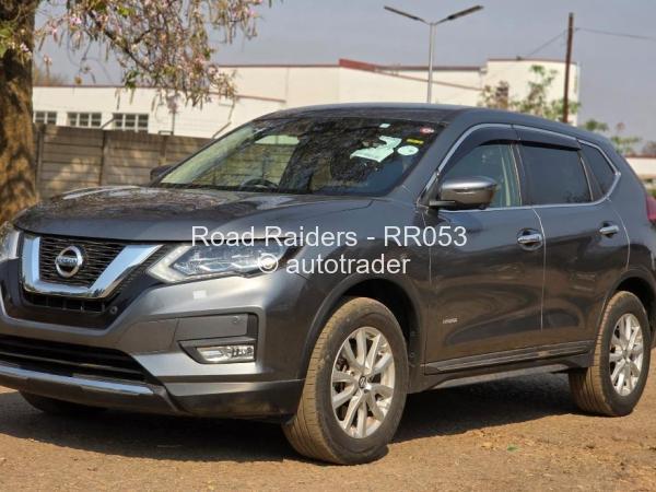 2019 - Nissan  Xtrail