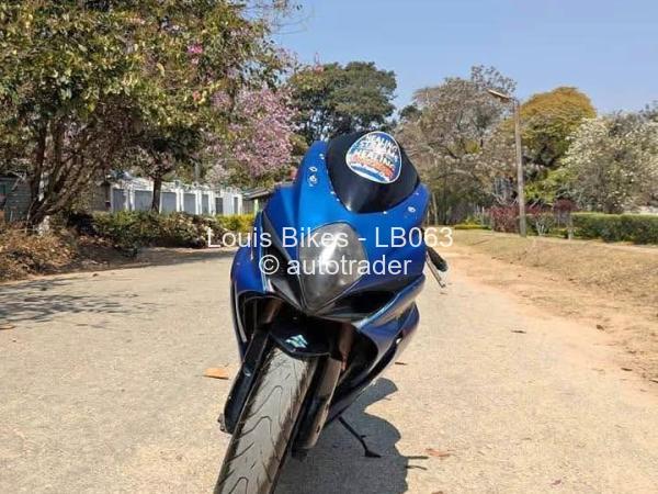 - Kawasaki K8 GSXR