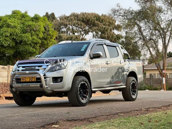 2013 - Isuzu  Dteq