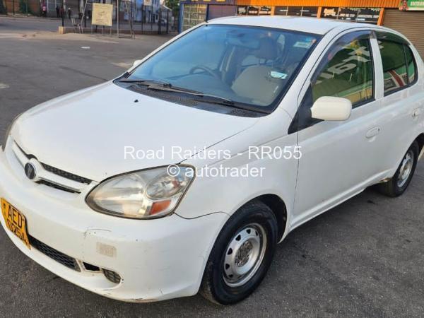 2008 - Toyota  Platz
