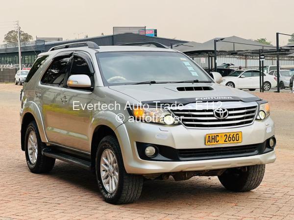 2013 - Toyota  Fortuner 2013 - Toyota  Fortuner