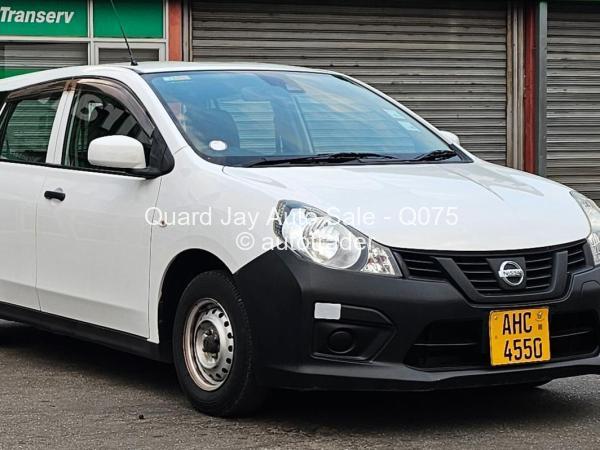 2017 - Nissan  AD Van 2017 - Nissan  AD Van