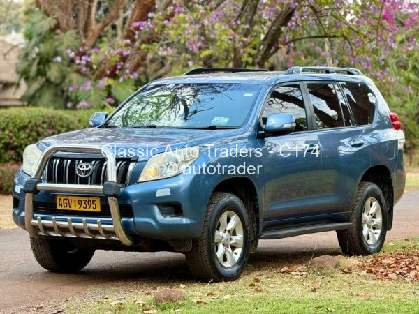 2013 - Toyota  Prado