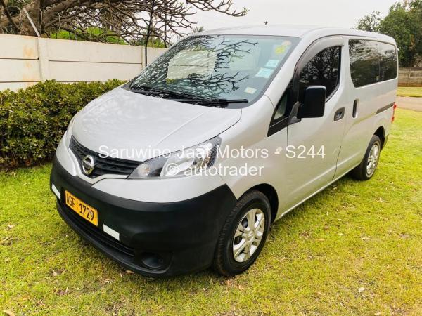 2014 - Nissan  NV200 2014 - Nissan  NV200