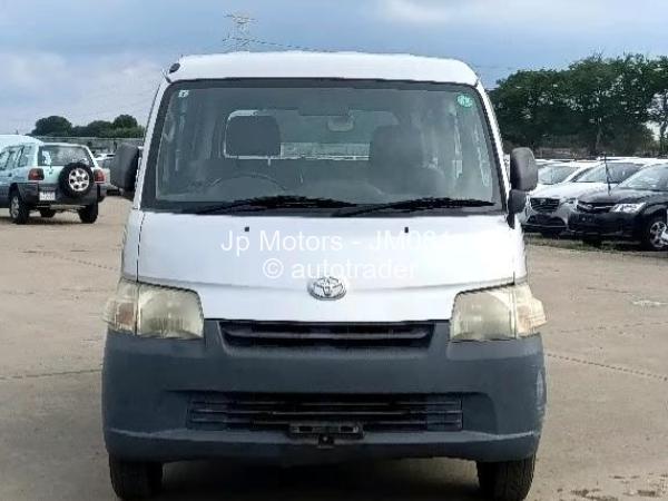 2015 - Toyota  Townace