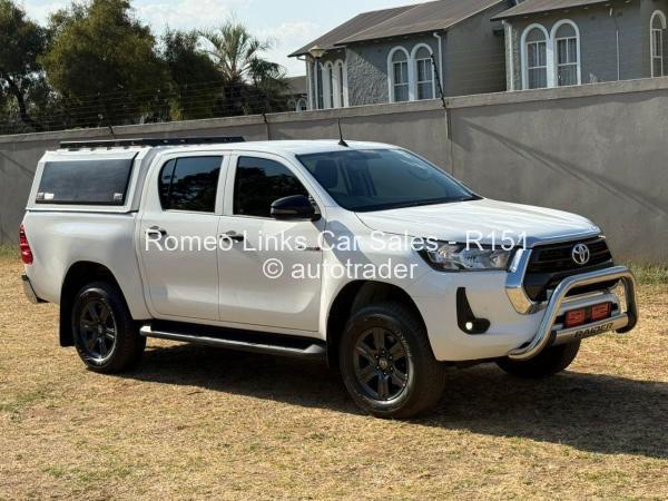 2021 - Toyota  HILUX REVO