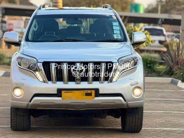 2017 - Toyota  PRADO VX