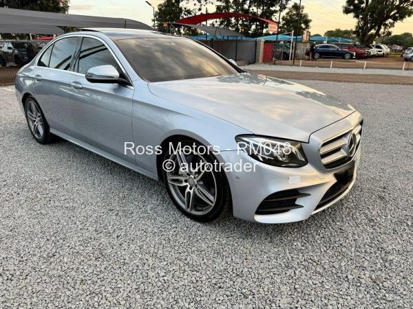 2017 - Mercedes Benz E220
