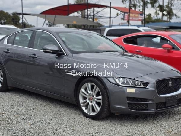 2017 - Jaguar XE