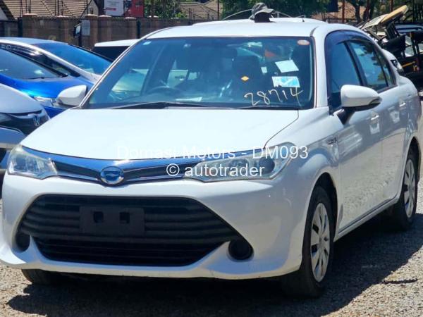 2018 - Toyota  Axio