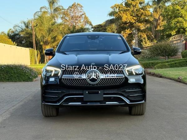 2021 - Mercedes Benz GLE 400