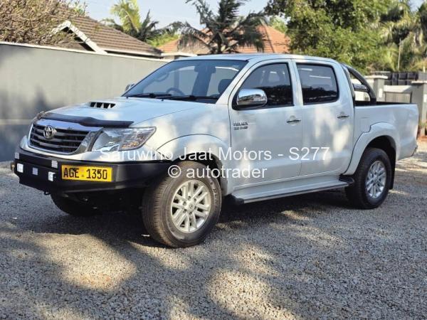 2014 - Toyota  Hilux D4D
