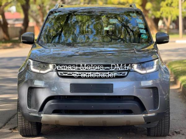 2020 - Land-Rover  Discovery 5