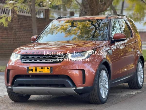 2017 - Land-Rover  Discovery 5