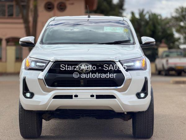 2021 - Toyota  HILUX GD6
