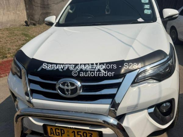 2017 - Toyota  Fortuner