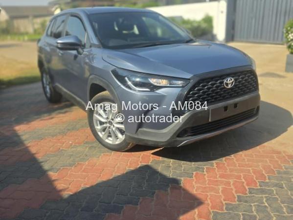 2022 - Toyota  Corolla Cross
