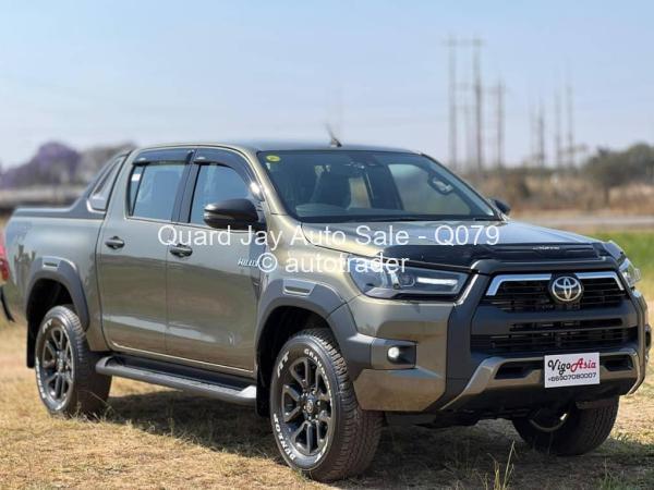 2025 - Toyota  Hilux 2025 - Toyota  Hilux