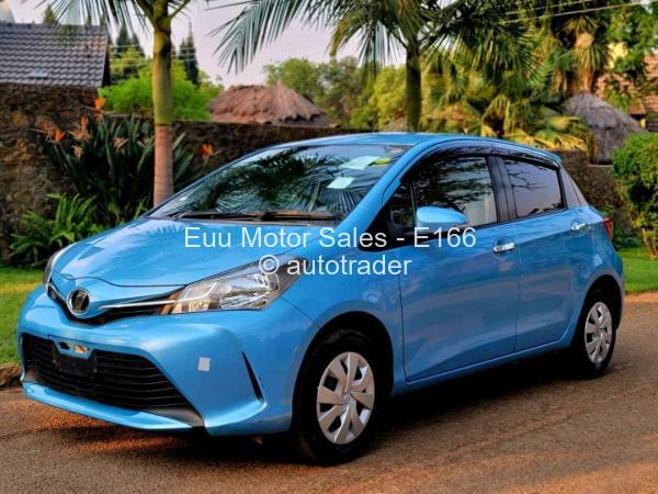 2016 - Toyota  Vitz