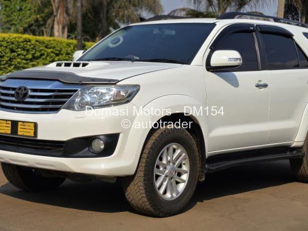 2015 - Toyota  Fortuner