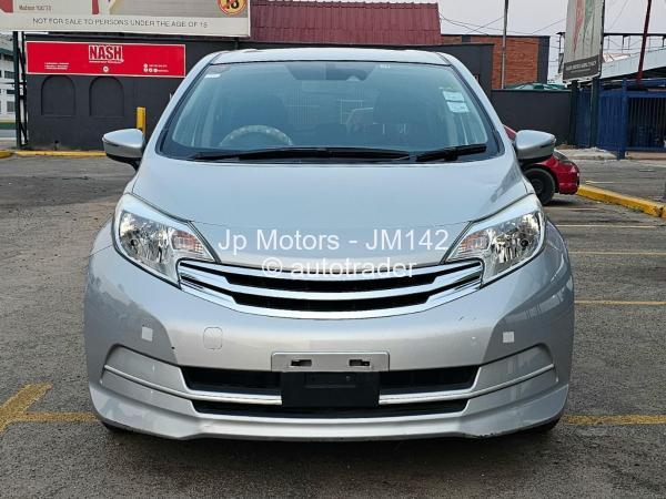 2015 - Nissan  Note 2015 - Nissan  Note