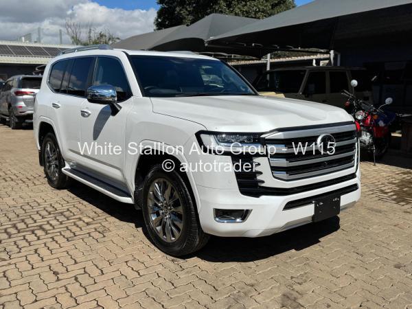 2024 - Toyota  Land Cruiser 300 2024 - Toyota  Land Cruiser 300