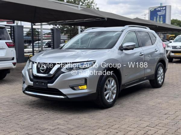 2018 - Nissan  X-Trail