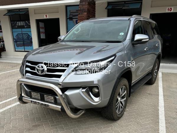 2017 - Toyota  Fortuner