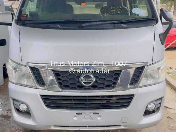 2016 - Nissan  NV350