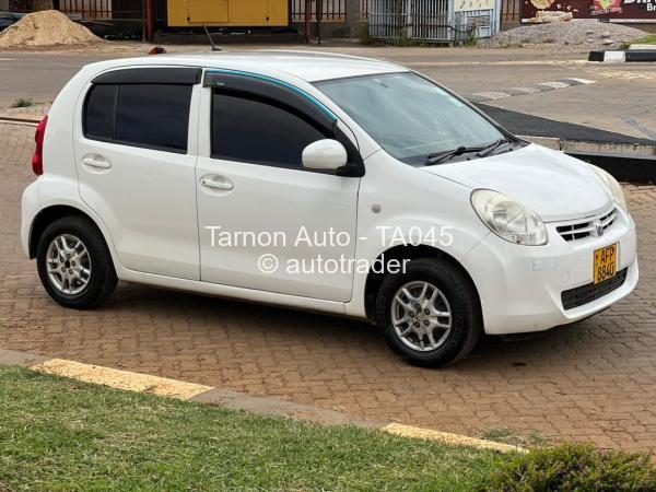 2012 - Toyota  Passo 2012 - Toyota  Passo