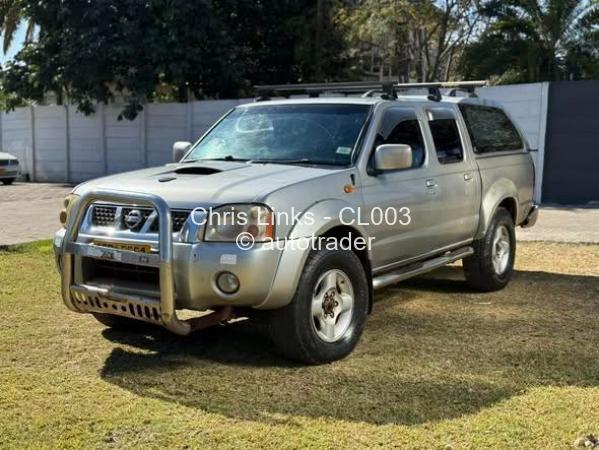 2005 - Nissan  Navara