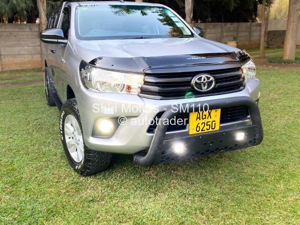 2018 - Toyota Hilux 2018 - Toyota Hilux