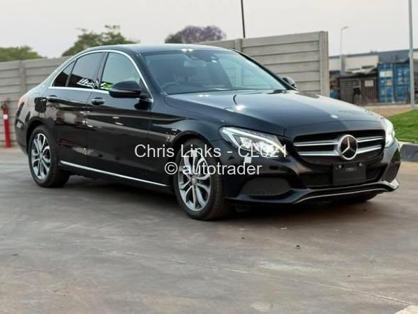 2015 - Mercedes Benz C200