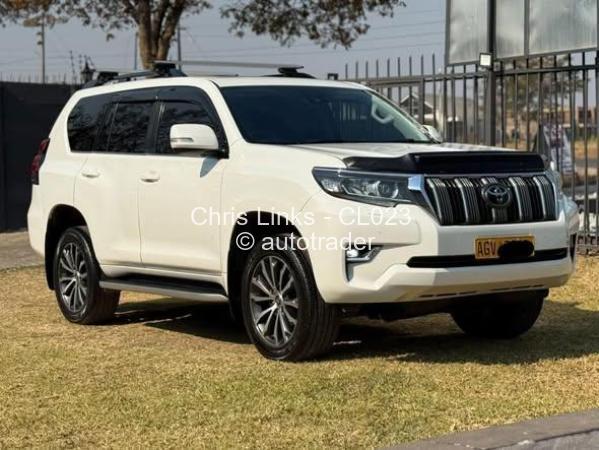 2019 - Toyota  Land Cruiser Prado 2019 - Toyota  Land Cruiser Prado