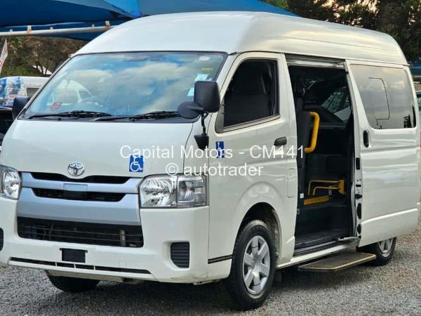 2011 - Toyota Hiace 2011 - Toyota Hiace