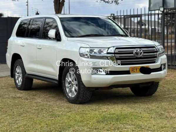 2018 - Toyota  Land Cruiser 200 2018 - Toyota  Land Cruiser 200