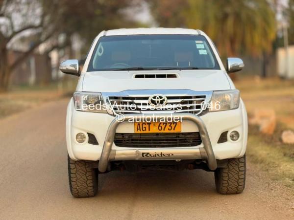 2014 - Toyota  Hilux D4D