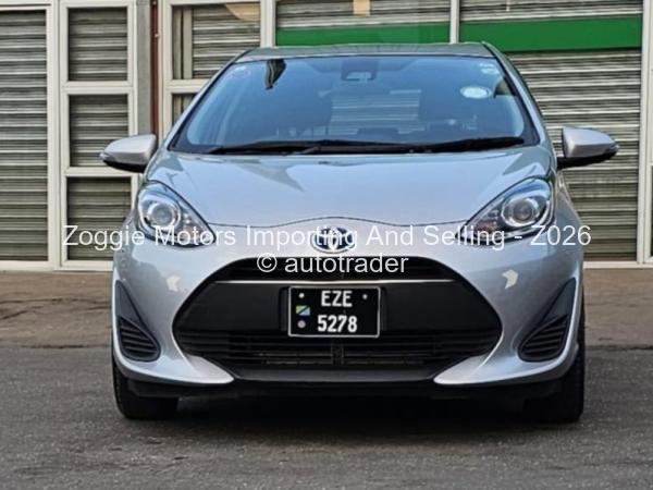 2019 - Toyota  Aqua 2019 - Toyota  Aqua