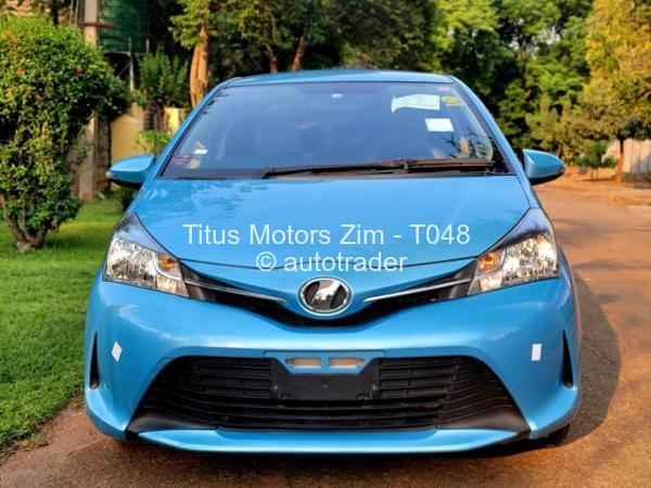 2016 - Toyota  Vitz