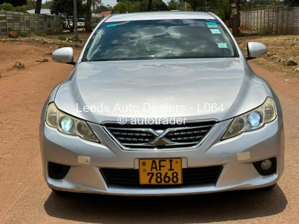 2010 - Toyota  Mark X