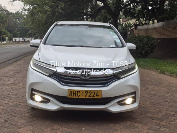 2017 - Honda Shuttle 2017 - Honda Shuttle