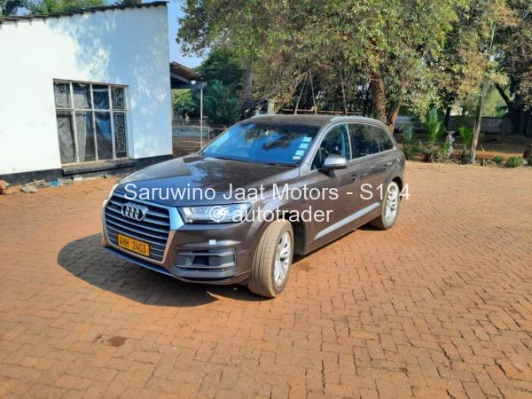 2016 - Audi  Q7