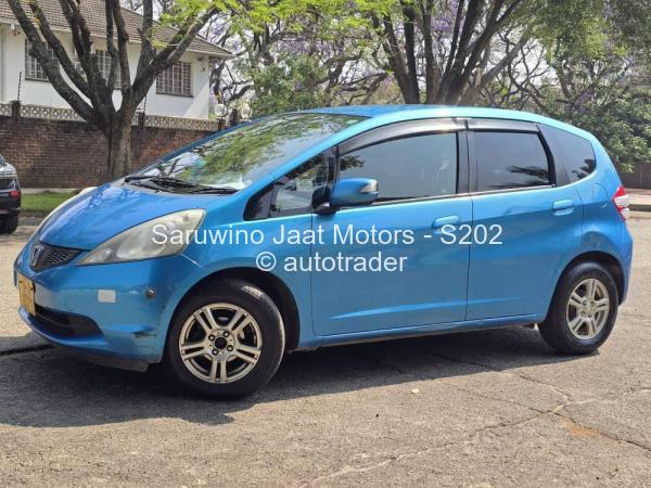 2013 - Honda Fit 2013 - Honda Fit