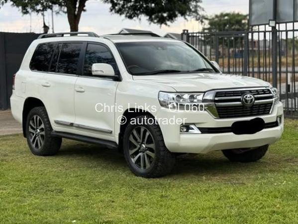 2018 - Toyota  Land Cruiser 200 2018 - Toyota  Land Cruiser 200