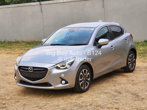 2016 - Mazda  Demio 2016 - Mazda  Demio