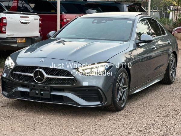 2021 - Mercedes Benz C-Class 2021 - Mercedes Benz C-Class
