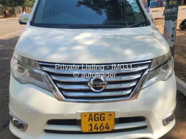 2016 - Nissan  Serena