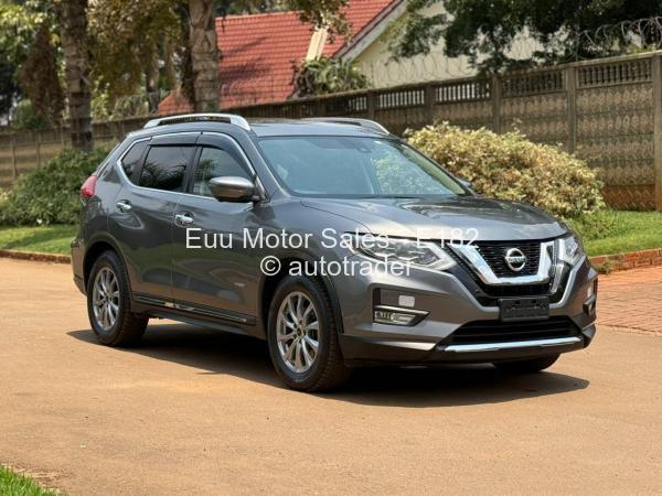 2019 - Nissan  X-Trail