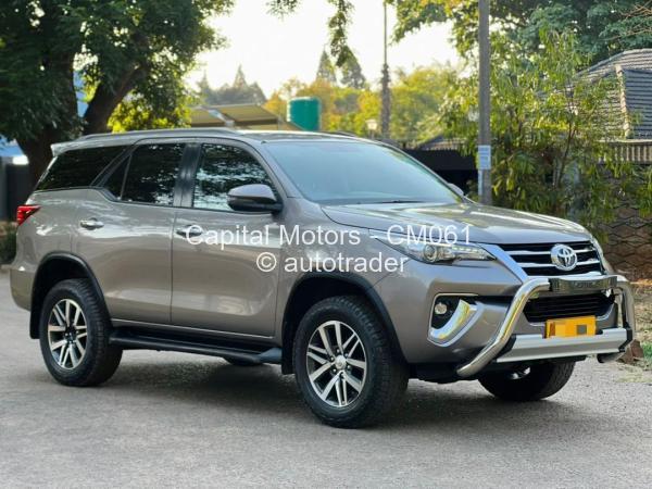 2019 - Toyota  Fortuner 2019 - Toyota  Fortuner