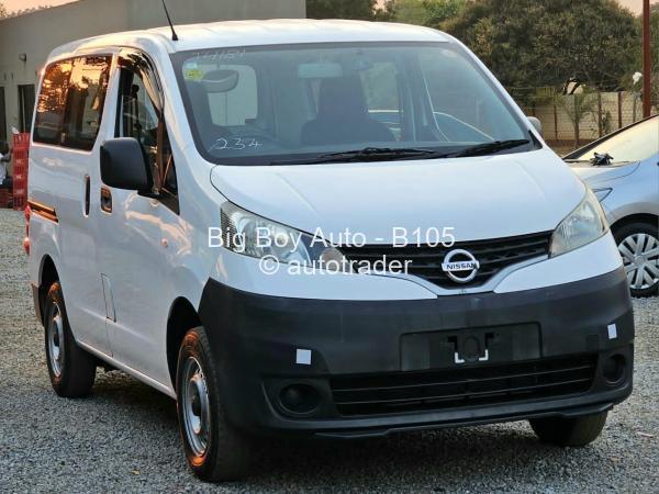 2017 - Nissan  NV200 2017 - Nissan  NV200
